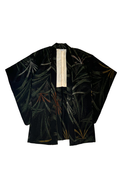 haori vintage giapponese nero con dettagli laminati