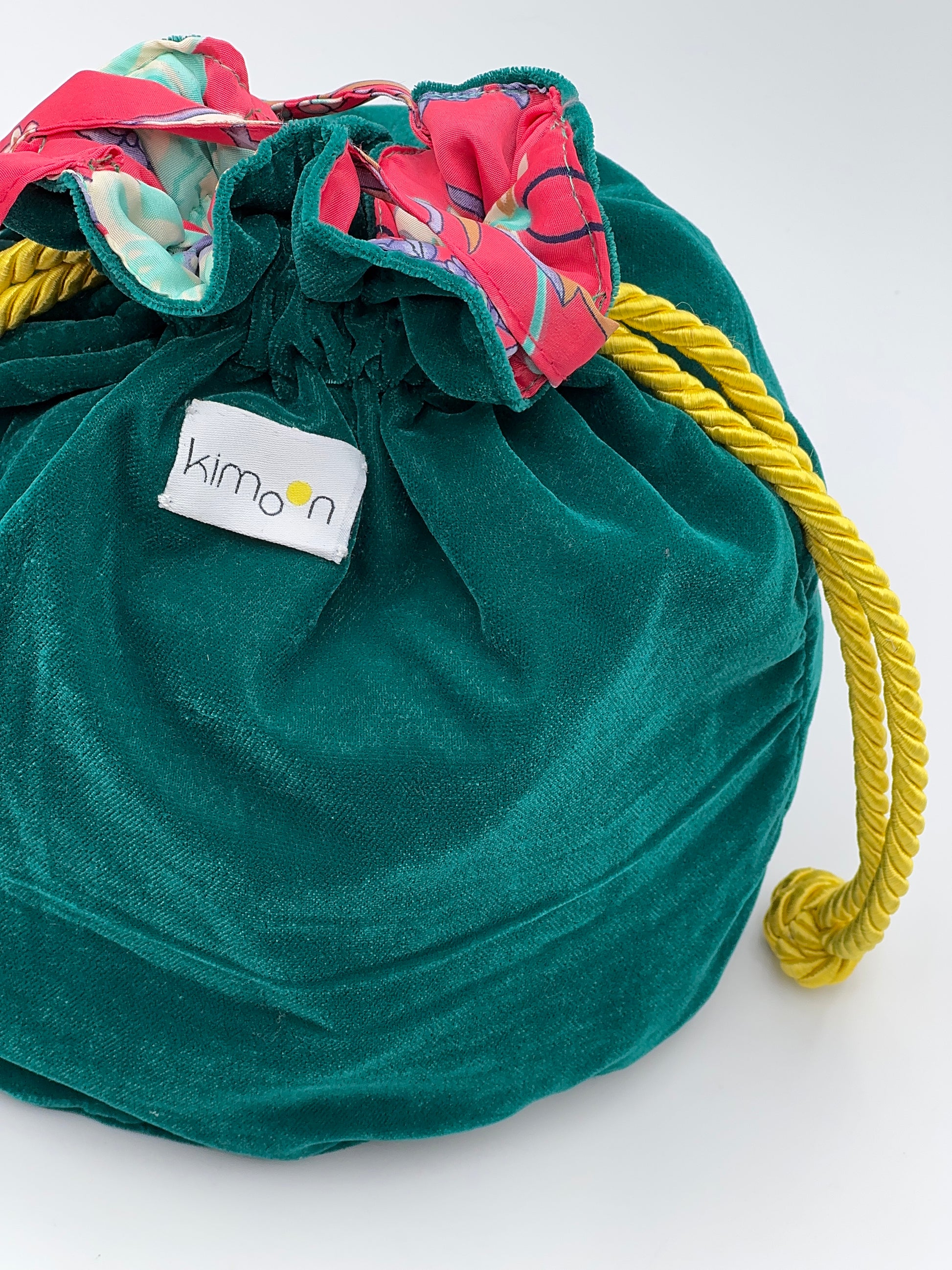 Borsetta in velluto verde artigianale e reversibile KIMOON