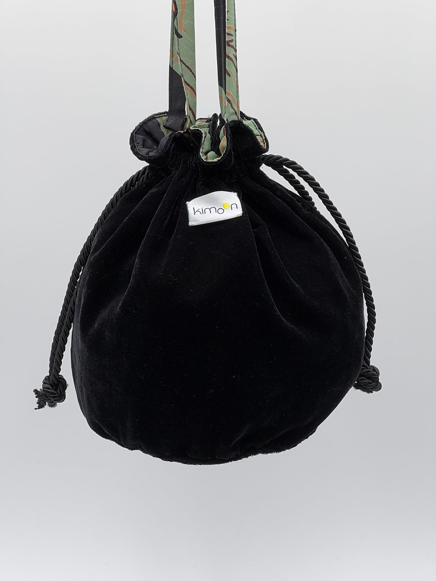 Borsetta artigianale in velluto nero con doppi manici da spalla KIMOON