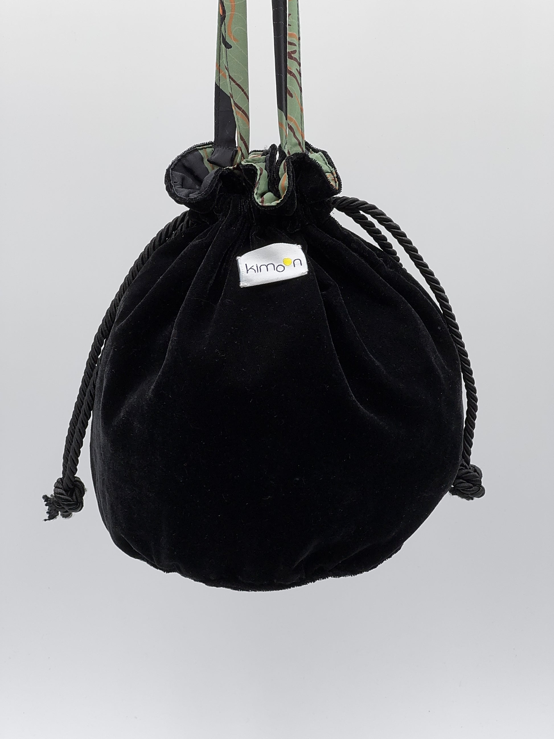 Borsetta artigianale in velluto nero con doppi manici da spalla KIMOON